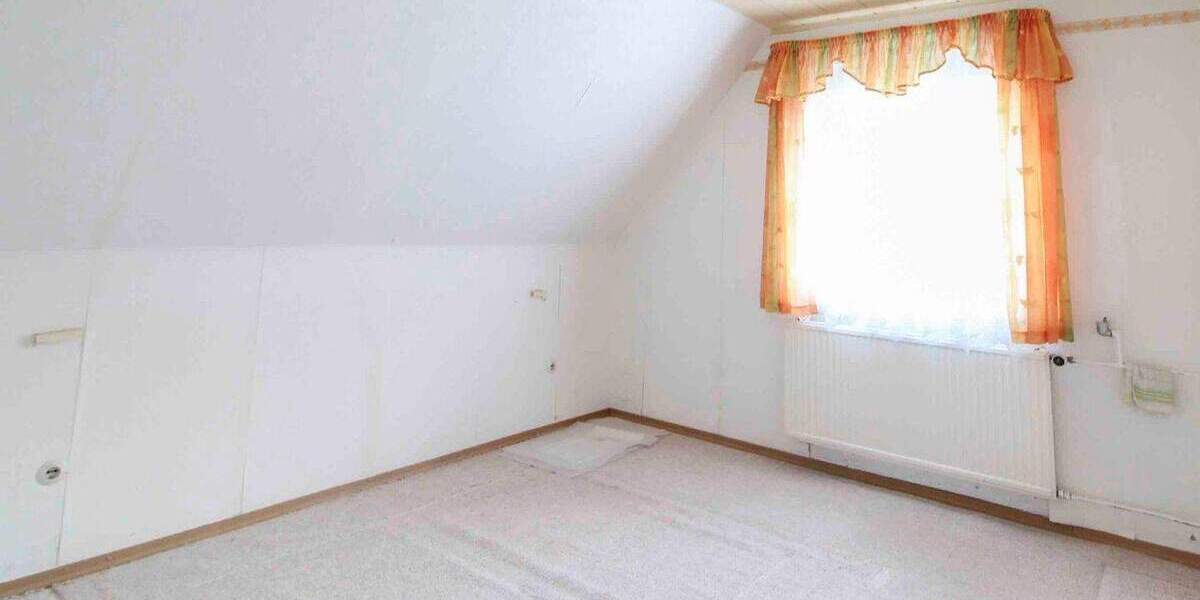 Charmantes Einfamilienhaus im Grünen - ruhige Sackgassenlage mit großem Grundstück 4 zimmer