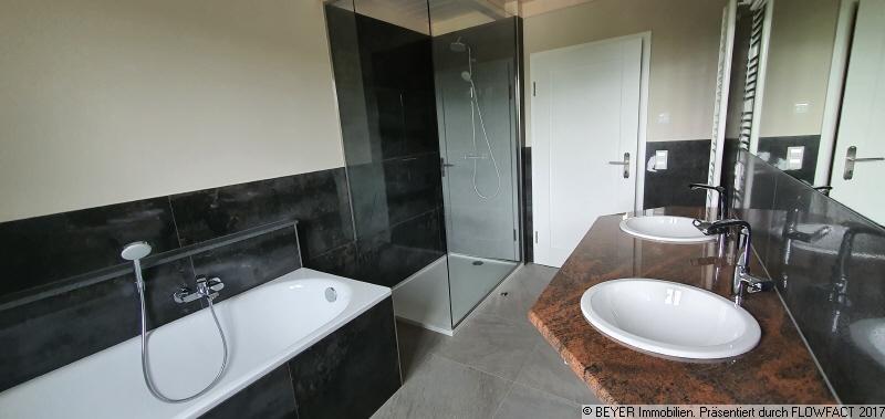 Etagenwohnung Dresden Langebrück - 3 Zimmer, 96 m&sup2;, 1.595&euro; | Angebot:24347629