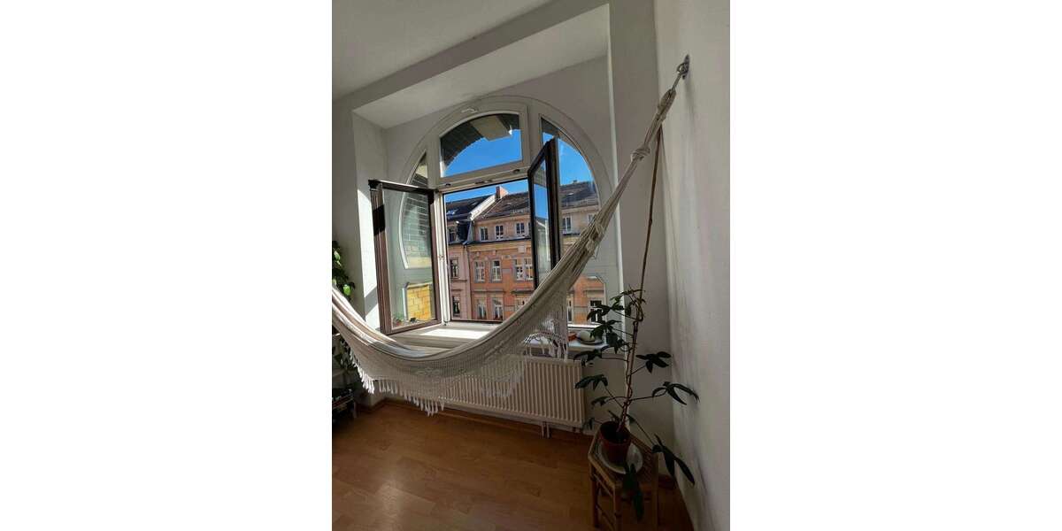 Etagenwohnung Dresden Neustadt - 5 Zimmer, 130 m&sup2;, 2.099&euro; | Angebot:26956467