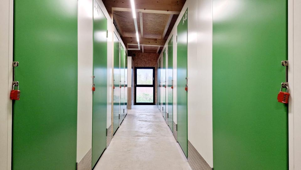 IHR MOBILES LAGER. JEDERZEIT GRIFFBEREIT. DRESDEN NORD zimmer