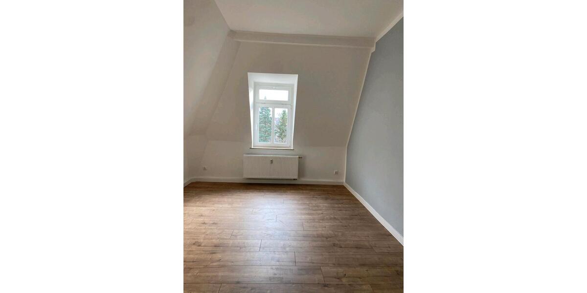 Dachgeschoßwohnung Dresden Cotta - 3 Zimmer, 74 m&sup2;, 1.030&euro; | Angebot:25790611