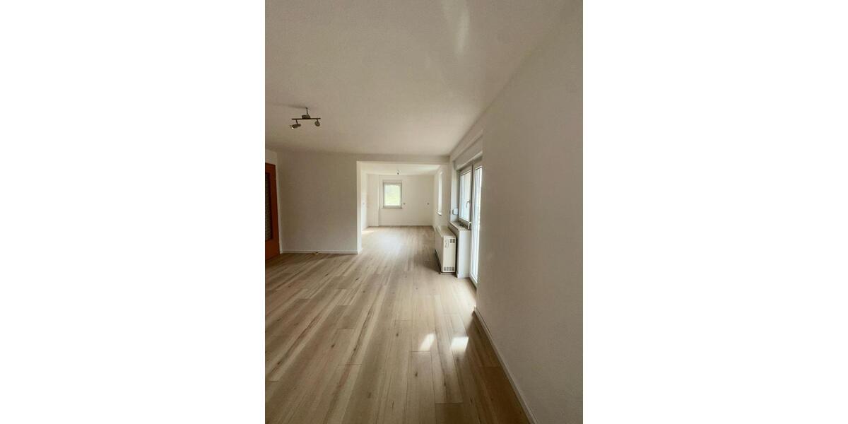 Erdgeschoßwohnung Pulsnitz - 3 Zimmer, 69 m&sup2;, 550&euro; | Angebot:25309806