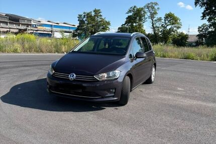 VW Golf Sportsvan 101.900 km 9.800 &euro; Coswig 01640