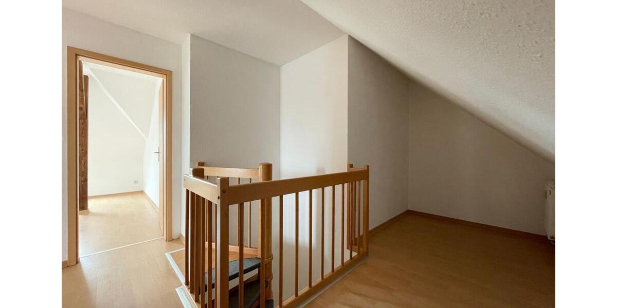 Etagenwohnung Radebeul - 4.5 Zimmer, 91 m&sup2;, 820&euro; | Angebot:23644309