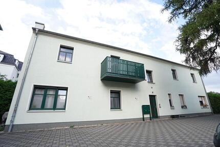 ** 1 Monat KALTMIETFREI** Geräumige 2-Raum Wohnung im Innenhof mit Balkon 2 zimmer