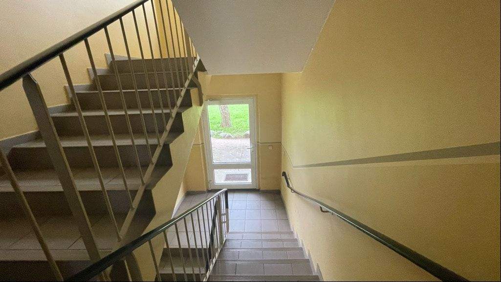 Bezugsfrei * 3-Zi.-Whg. * Balkon * 1.OG 3 zimmer