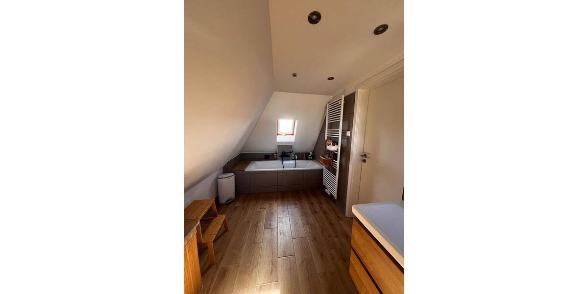 Doppelhaushälfte Dresden Pieschen - 4 Zimmer, 100 m&sup2;, 530.000&euro; | Angebot:27122766
