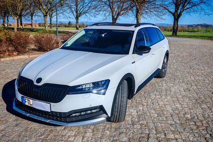 Skoda Superb 49.100 km 33.950 &euro; Rabenau 01734