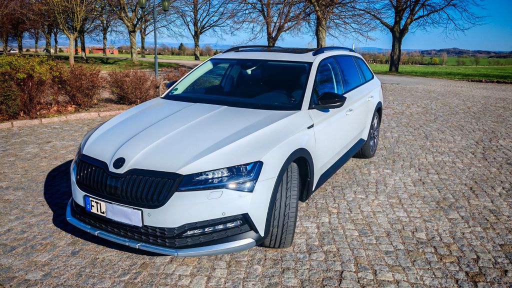 Skoda Superb 49.100 km 33.950 &euro; Rabenau 01734