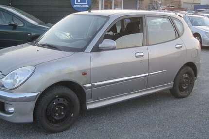 Daihatsu Sirion 125.000 km 400 &euro; Dresden 01237