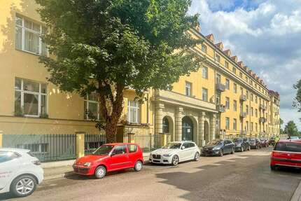 Wohnung zum Kaufen in Dresden 179.000 € 69.97 m²