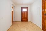 Charmante AltbauWohnung mit Holzdielung und schickem Tageslichtbad.