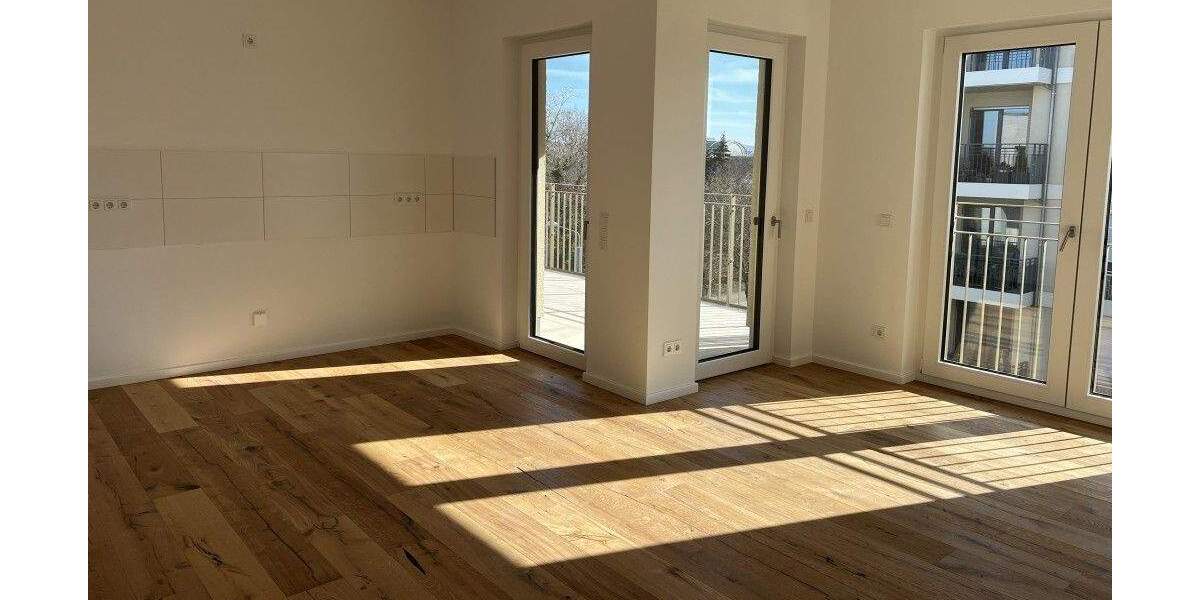 Etagenwohnung Dresden Leipziger Vorstadt - 3 Zimmer, 84 m&sup2;, 1.355&euro; | Angebot:25749167