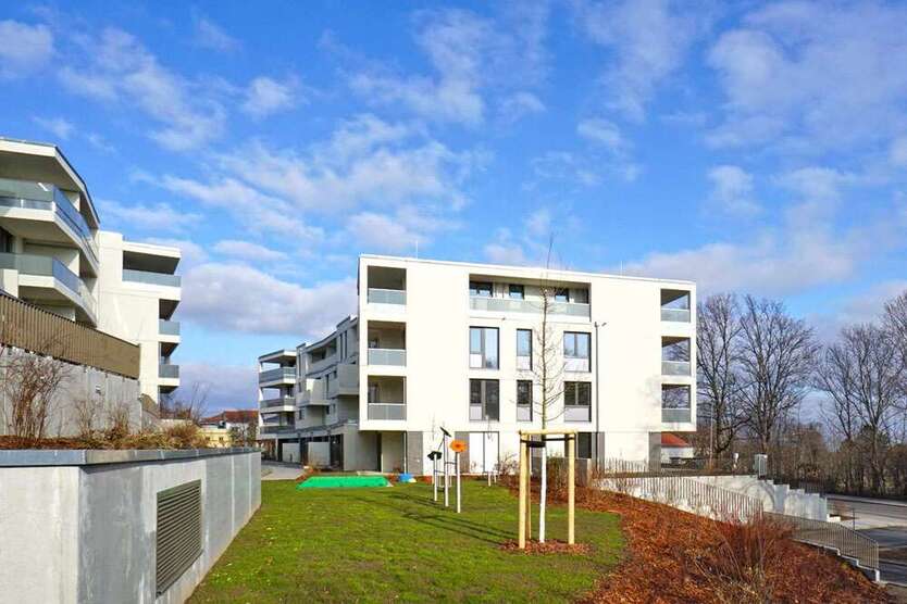 Wohnung zum Mieten in Dresden 1.200 € 79.49 m²