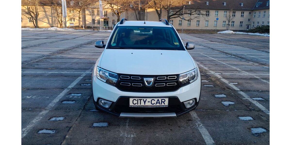 Dacia Sandero 114.200 km 7.399 &euro; Dresden OT Weixdorf 01108