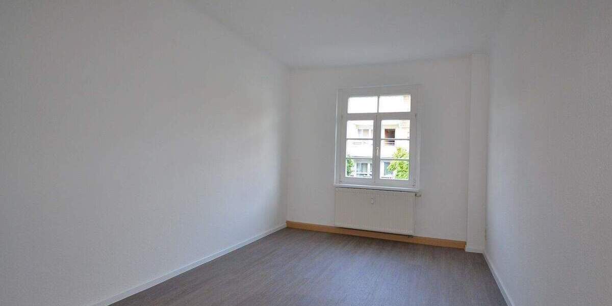 Etagenwohnung Dresden Leuben - 2 Zimmer, 60 m&sup2;, 475&euro; | Angebot:26363295