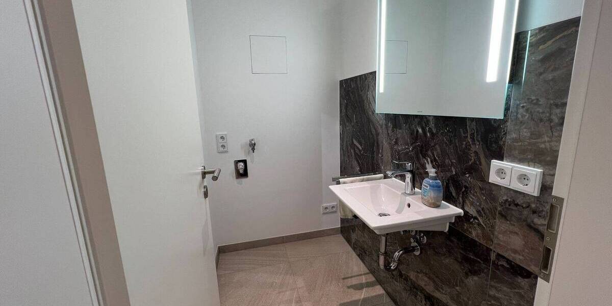 Etagenwohnung Dresden Pieschen-Süd - 3 Zimmer, 69 m&sup2;, 1.470&euro; | Angebot:26816868