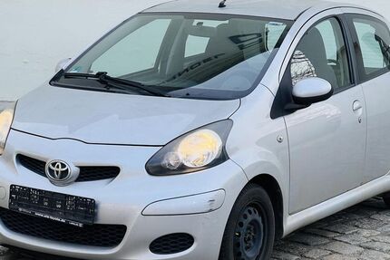 Toyota Aygo (X) 100.000 km 1.799 &euro; Dresden 01257
