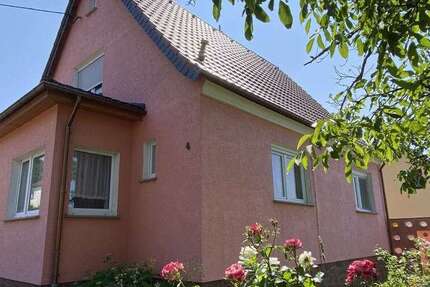 Haus zum Kaufen in Nieschütz 268.000 € 106.27 m²