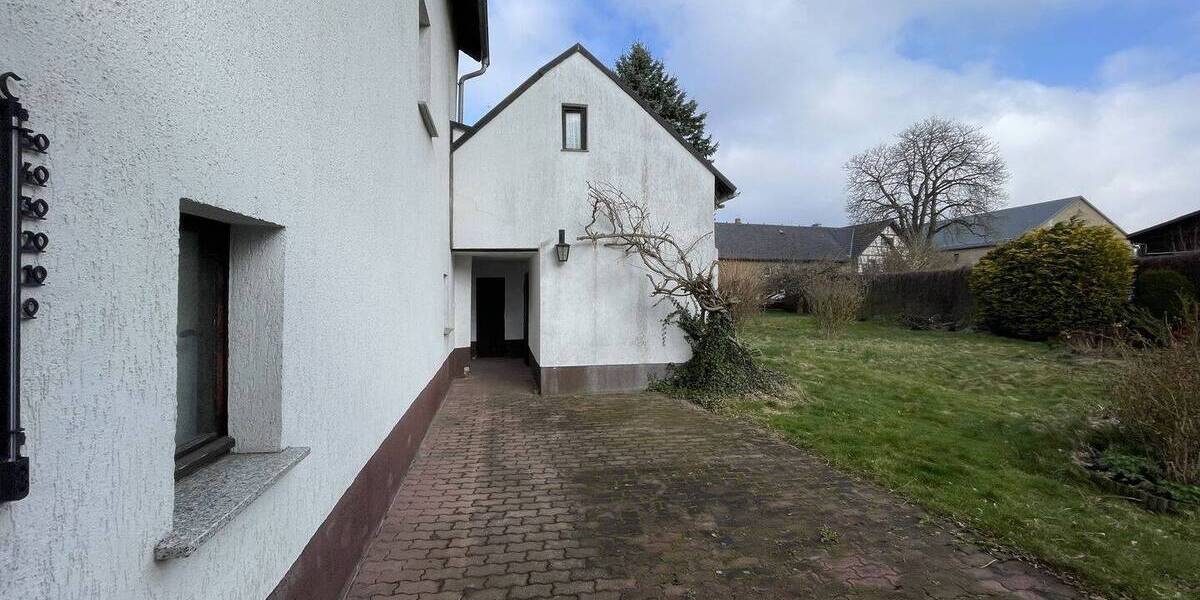 Einfamilienhaus Radeberg Großerkmannsdorf - 7 Zimmer, 148 m&sup2;, 350.000&euro; | Angebot:26191056