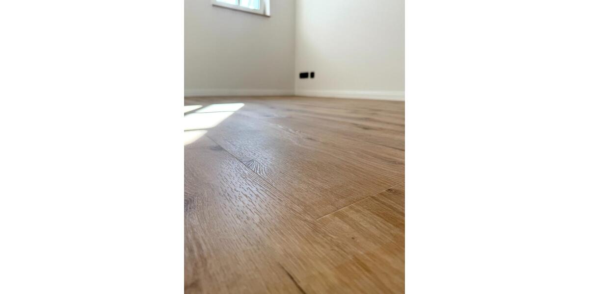 Dachgeschoßwohnung Dresden Schönfeld-Weißig - 2 Zimmer, 55 m&sup2;, 735&euro; | Angebot:23986337