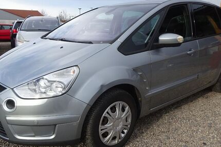 Ford S-Max 235.800 km 2.500 &euro; Dresden 01219