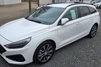 Hyundai i30 2.550 km 22.560 &euro; Heidenau 01809
