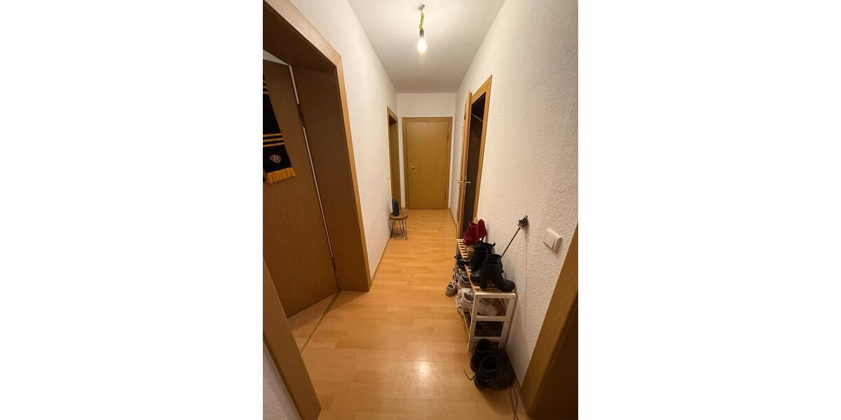 Hochparterre Dresden Prohlis - 3 Zimmer, 66 m&sup2;, 700&euro; | Angebot:26539393