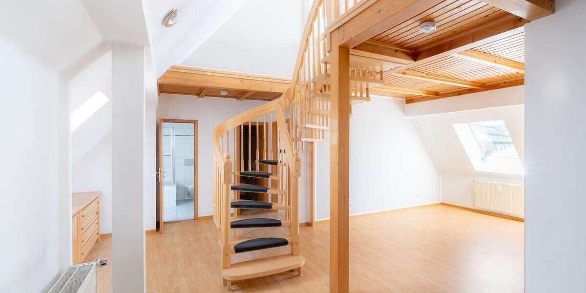 Etagenwohnung Dresden Neustadt - 4 Zimmer, 96 m&sup2;, 290.000&euro; | Angebot:24679642