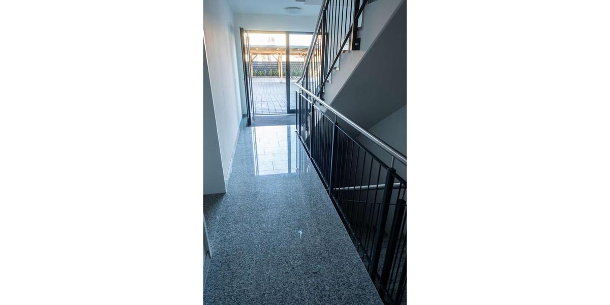 Etagenwohnung Dresden Blasewitz - 3 Zimmer, 94 m&sup2;, 940&euro; | Angebot:25883834