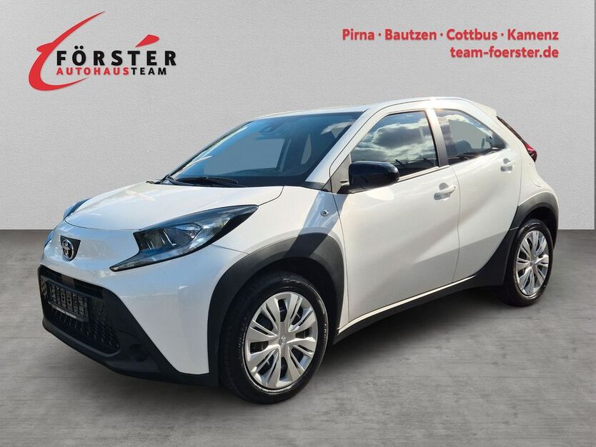 Toyota Aygo (X) 2.500 km 16.390 € Pirna 01796