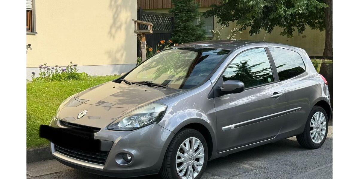 Renault Clio 110.504 km 4.650 &euro; Pirna 01796