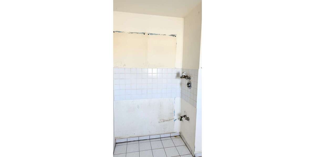 Deine Chance: Renovierungsbedürftige 2-Raum-Wohnung in Dresden-Weißig zu verkaufen! - Etagenwohnung Dresden Schönfeld-Weißig | Angebot:25416211