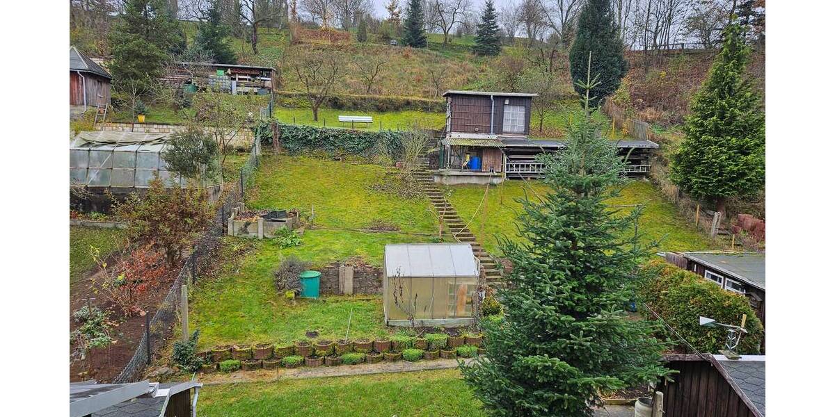 Doppelhaushälfte Dorfhain - 1 Zimmer, 131 m&sup2;, 150.000&euro; | Angebot:25701727