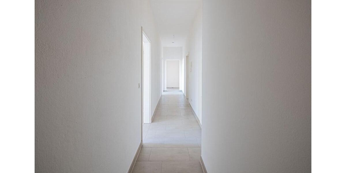 Etagenwohnung Dresden Klotzsche - 3 Zimmer, 75 m&sup2;, 1.100&euro; | Angebot:25181810