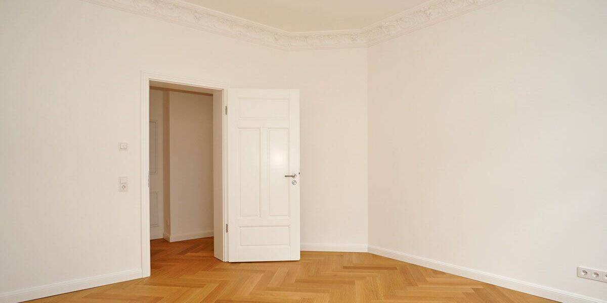 Etagenwohnung Dresden Striesen-Ost - 4 Zimmer, 100 m&sup2;, 1.995&euro; | Angebot:26816724