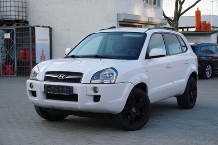 Hyundai TUCSON 180.400 km 3.700 &euro; Dresden 01067
