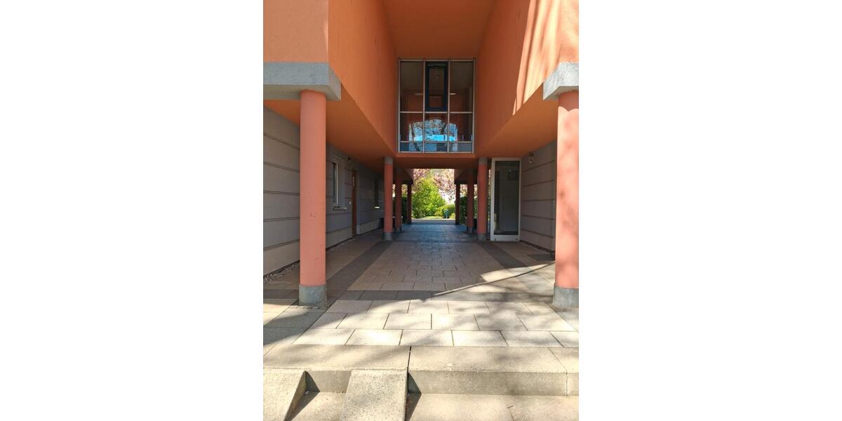 Dachgeschoßwohnung Meißen - 2 Zimmer, 64 m&sup2;, 500&euro; | Angebot:26424149