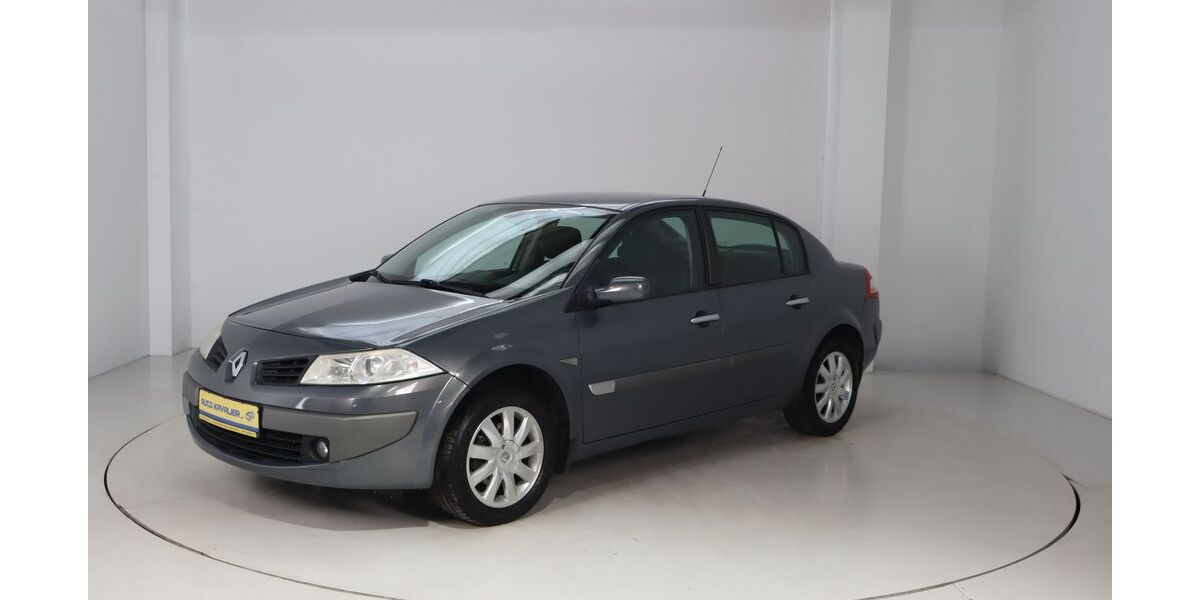 Renault Megane 104.028 km 2.980 &euro; Dresden 01237