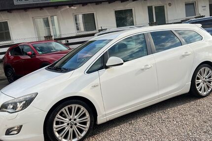 Opel Astra 153.000 km 5.970 &euro; Dresden 01067