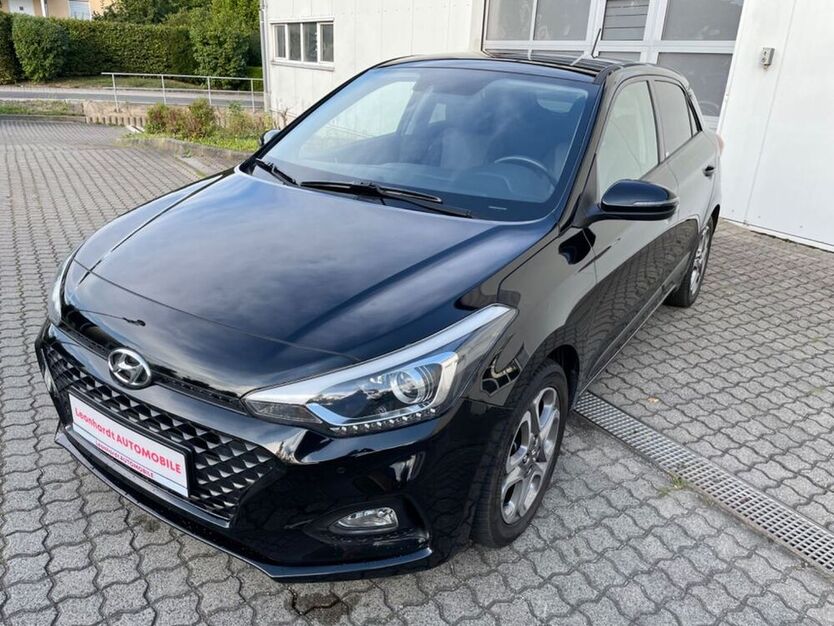 i20