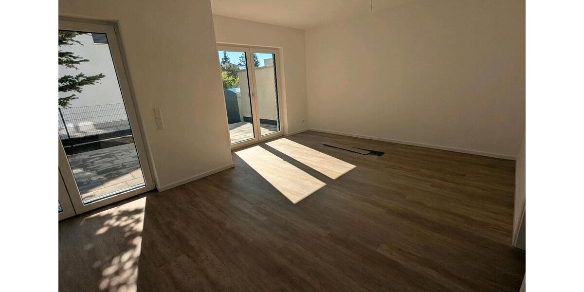 Etagenwohnung Dresden Weixdorf - 7 Zimmer, 152 m&sup2;, 2.950&euro; | Angebot:26397611