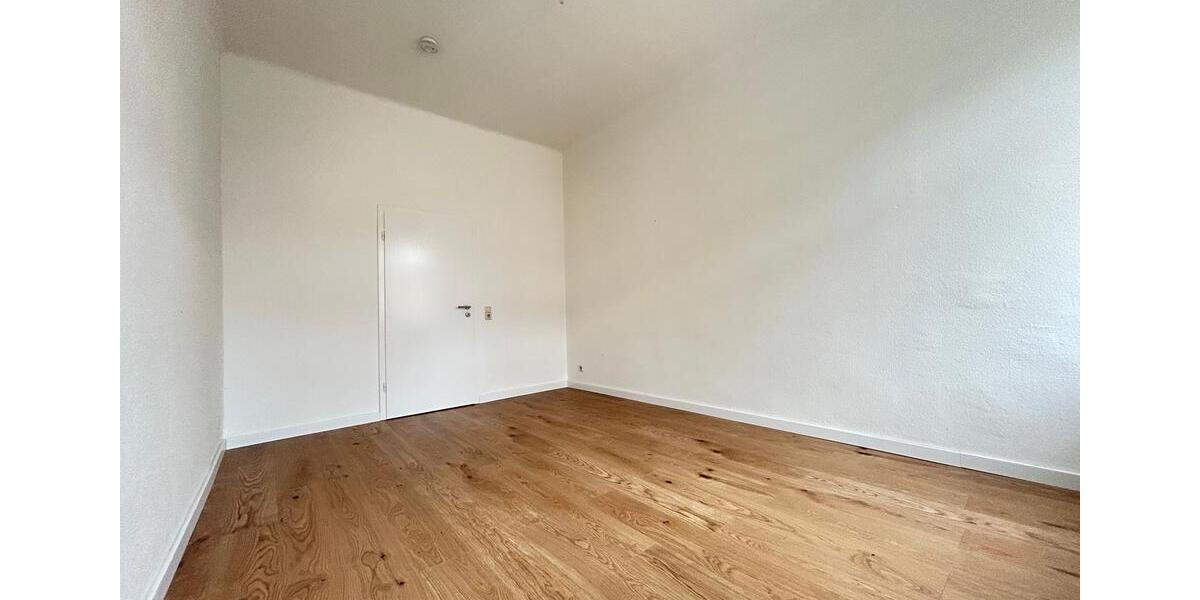 Etagenwohnung Dresden Cotta - 3 Zimmer, 74 m&sup2;, 819&euro; | Angebot:26416329