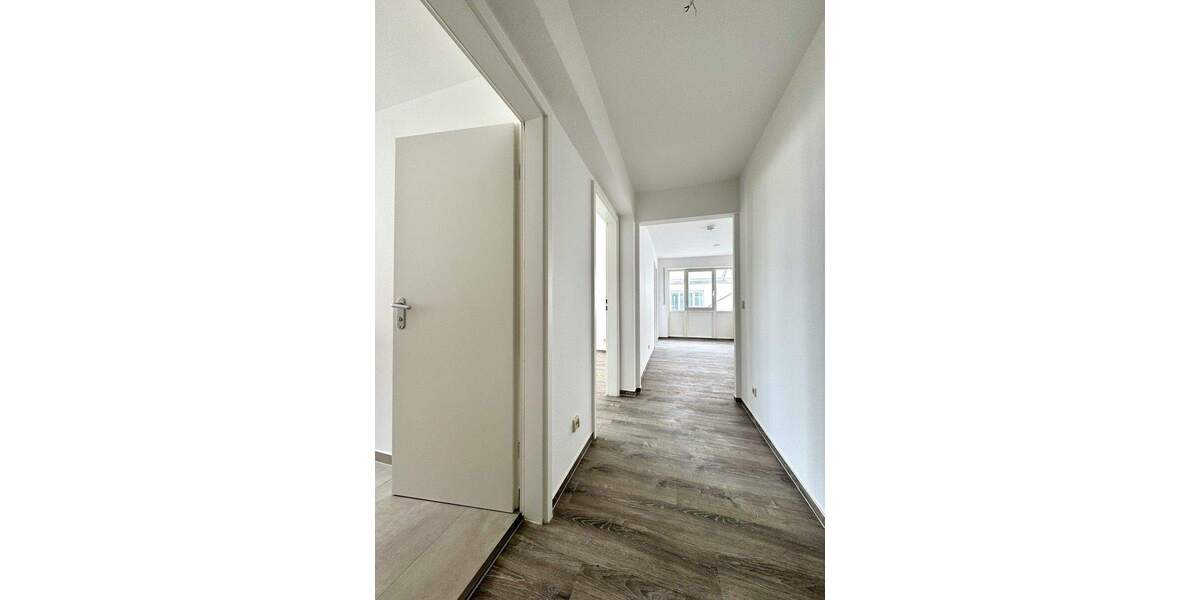 Etagenwohnung Dresden Mobschatz - 2 Zimmer, 62 m&sup2;, 697&euro; | Angebot:25697847