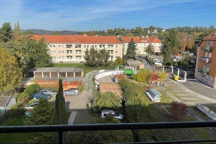 Wohnung Pirna - 3 Zimmer, 106 m&sup2;, 1.000&euro; | Angebot:25780951