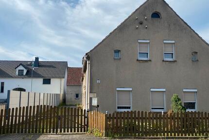 Haus Ebersbach - 5 Zimmer, 95 m&sup2;, 85.000&euro; | Angebot:26940795