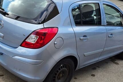 Opel Corsa 186.242 km 2.490 &euro; Dresden 01239