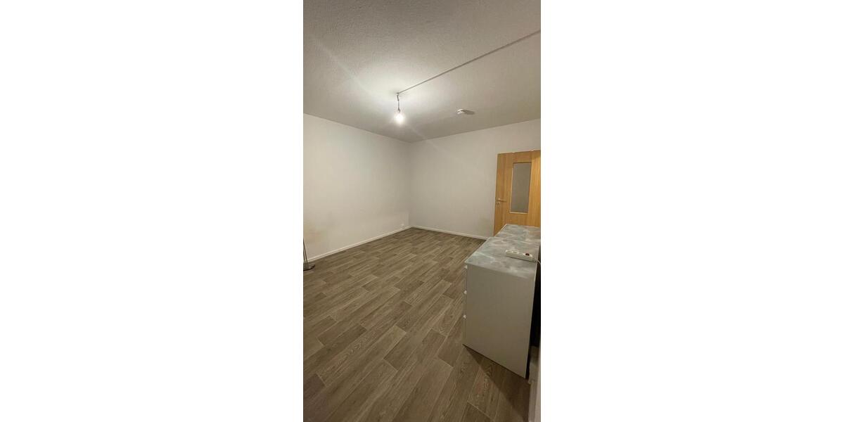 Etagenwohnung Dresden Cotta - 1 Zimmer, 29 m&sup2;, 358&euro; | Angebot:25239771