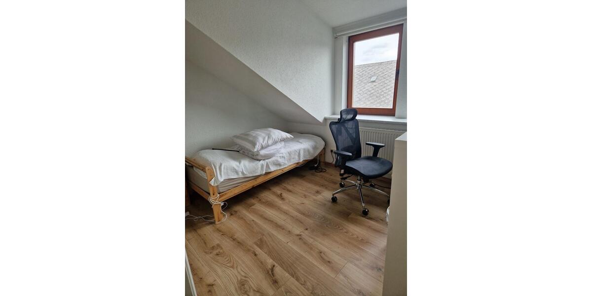 Dachgeschoßwohnung Dippoldiswalde - 3 Zimmer, 78 m&sup2;, 565&euro; | Angebot:26491967