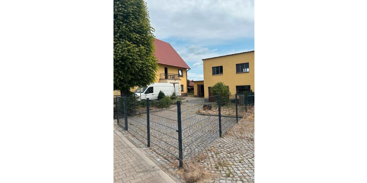 Einfamilienhaus Weinböhla - 6 Zimmer, 170 m&sup2;, 300.000&euro; | Angebot:27464789